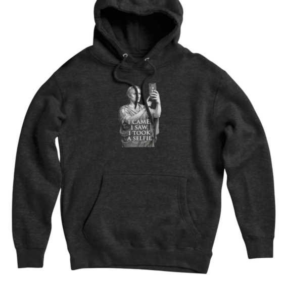 I Came I Saw I Took a Selfie funny Julius Caesar taking selfie with iPhone design on dark charcoal pullover hoodie