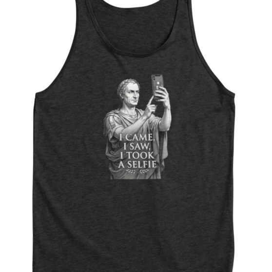 I Came I Saw I Took a Selfie funny Julius Caesar taking selfie with iPhone design on dark heather tank top